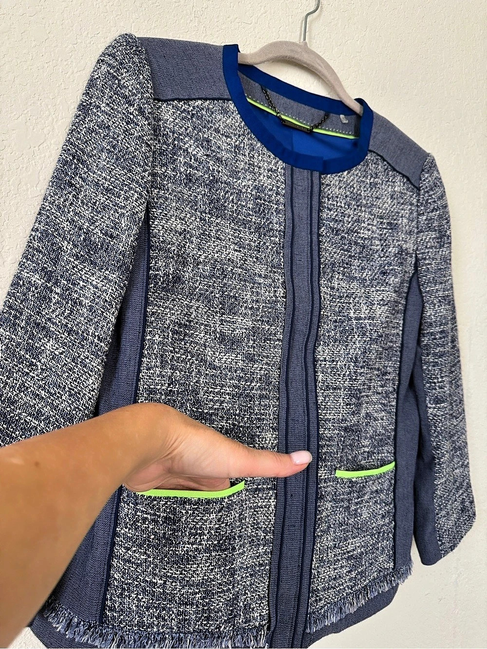 Elie Tahari Tweed Jacket Gray Size 10
